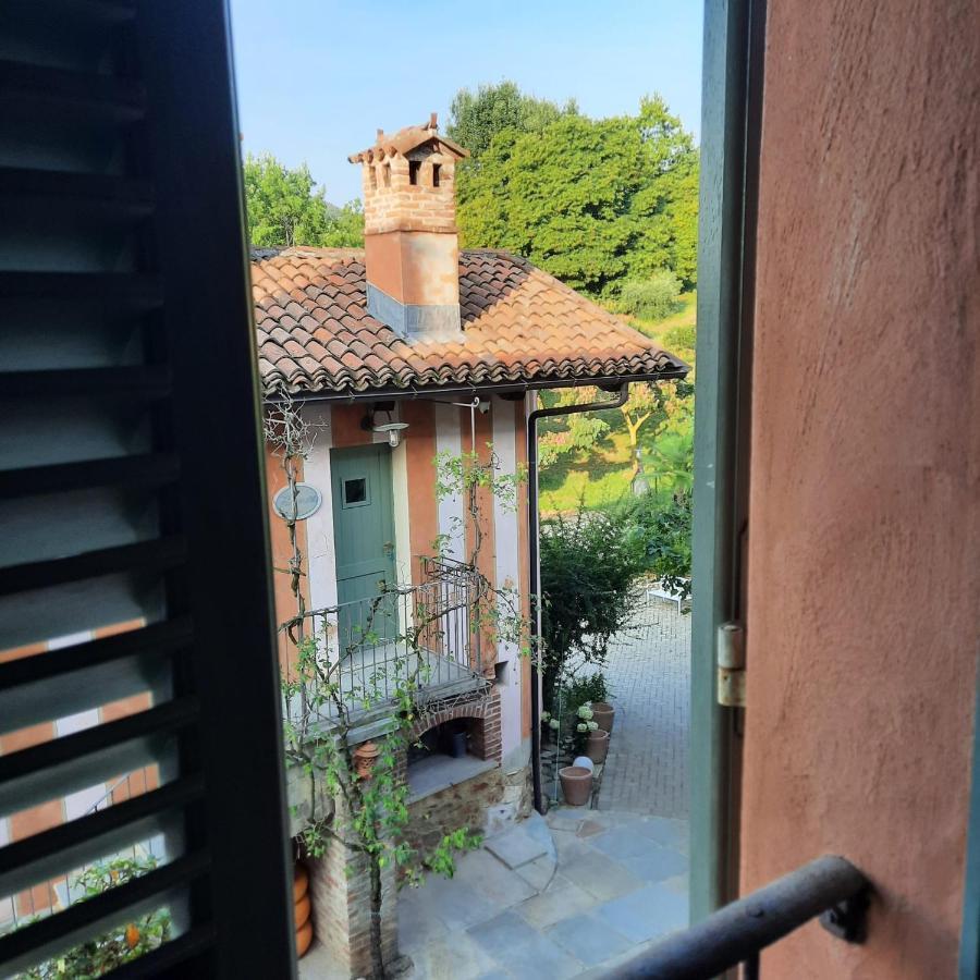 Segnavento -Rooms And Suites- Manta Екстер'єр фото
