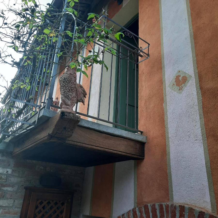 Segnavento -Rooms And Suites- Manta Екстер'єр фото