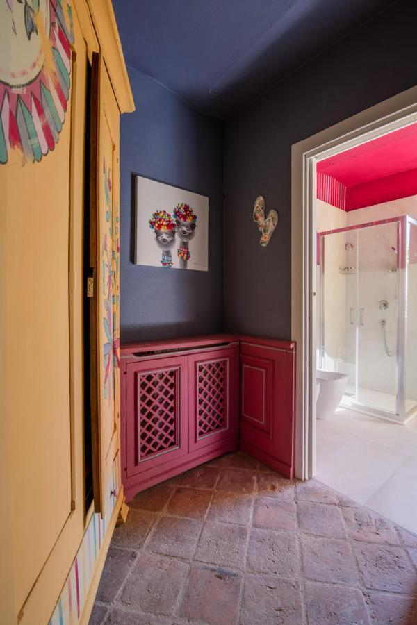 Segnavento -Rooms And Suites- Manta Екстер'єр фото