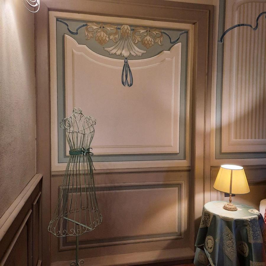 Segnavento -Rooms And Suites- Manta Екстер'єр фото